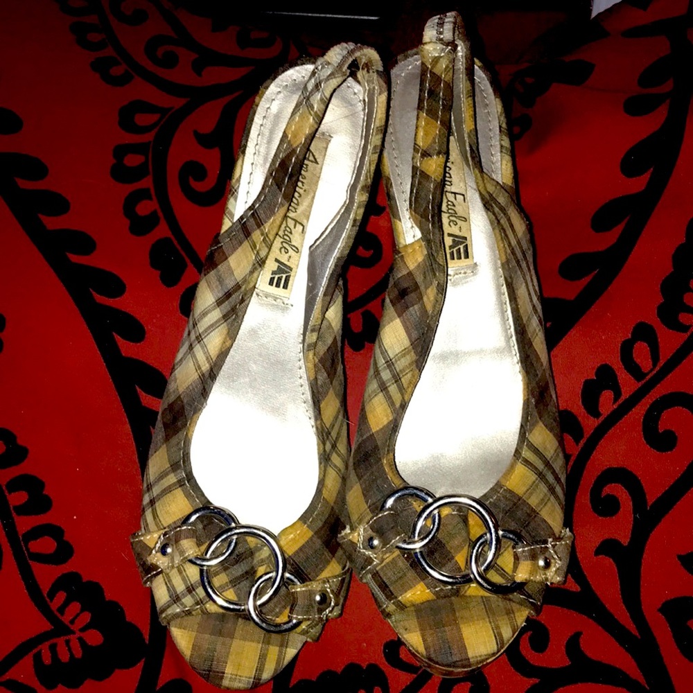 American Eagle Wedges